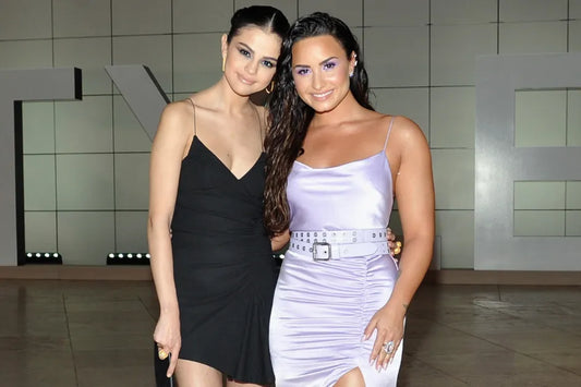 "Demi Lovato Extends Warm Wishes to Selena Gomez on Engagement to Benny Blanco: A Touching Moment in Pop Music History"