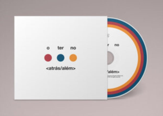 <atrás/além>