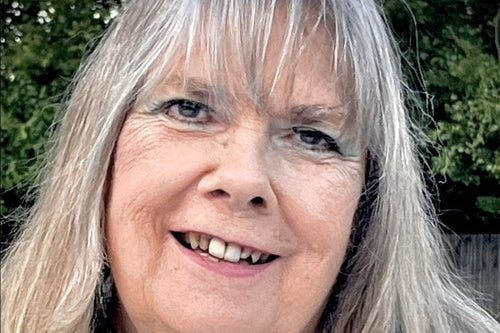 Veteran Nashville Music Journalist and Author Vernell Hackett Dies at 77