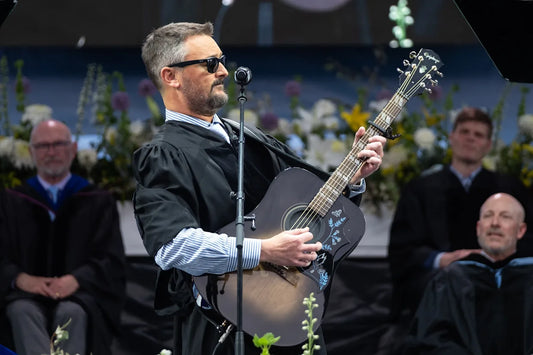 Eric Church Delivers UNC-Chapel Hill Commencement Speech Like a Guitar Lesson, Performs ‘Carolina’ for Grads