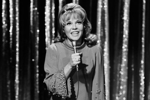 Jaye P. Morgan, A Jack-of-All-Trades Entertainer Who Was a Pop & TV Star, Dies at 94