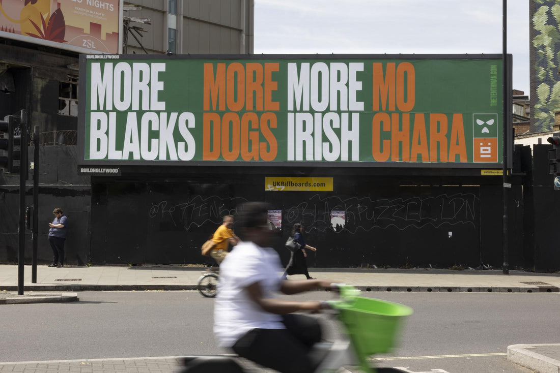 "Kneecap Plaster London with Billboards Ahead of Court Appearance" - A Bold Move or a Desperate Attempt at Publicity?