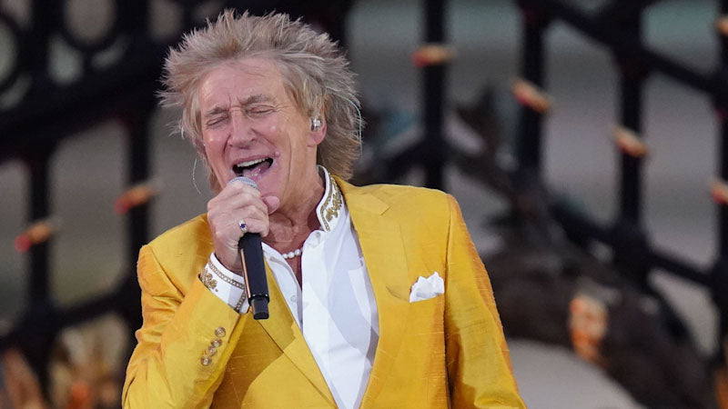 Rod Stewart's Pre-Show Rituals and Glastonbury Rider: A Deep Dive into the Rock Legend's Eccentric Demands