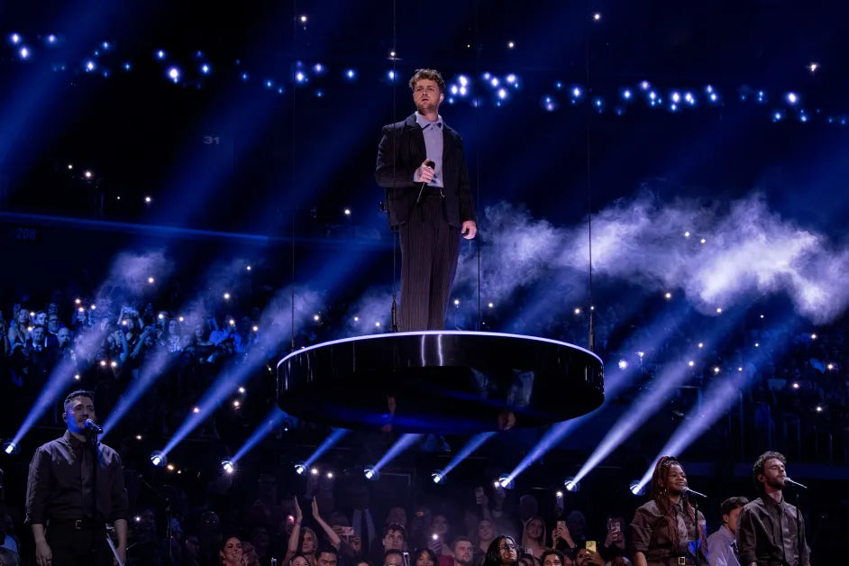Alex Warren Addresses Technical Issues During Grammys Performance