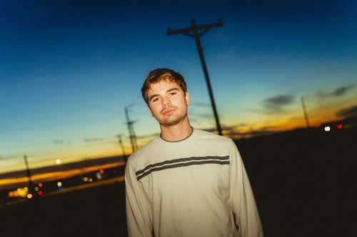 Chutes Releases Dreamy New Single 'Lawn', Exploring Childhood Memories and Growing Up