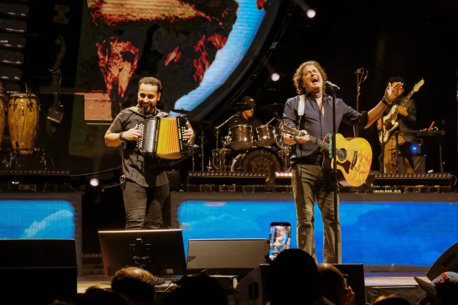 Carlos Vives Pours Colombian Pride Into Miami With Tour Al Sol