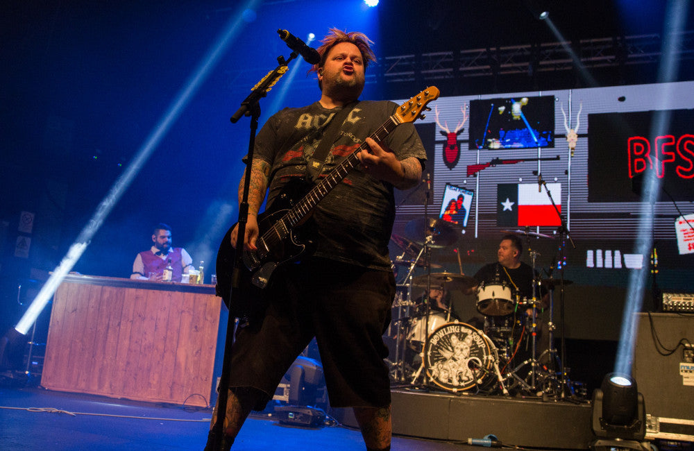 Bowling For Soup singer Jaret Reddick  on stage in Newcastle - Avalon - February 2018