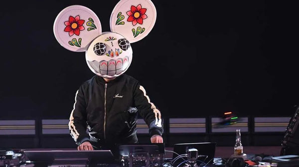 deadmau5 – Expanding His Family by Adopting a New Cat