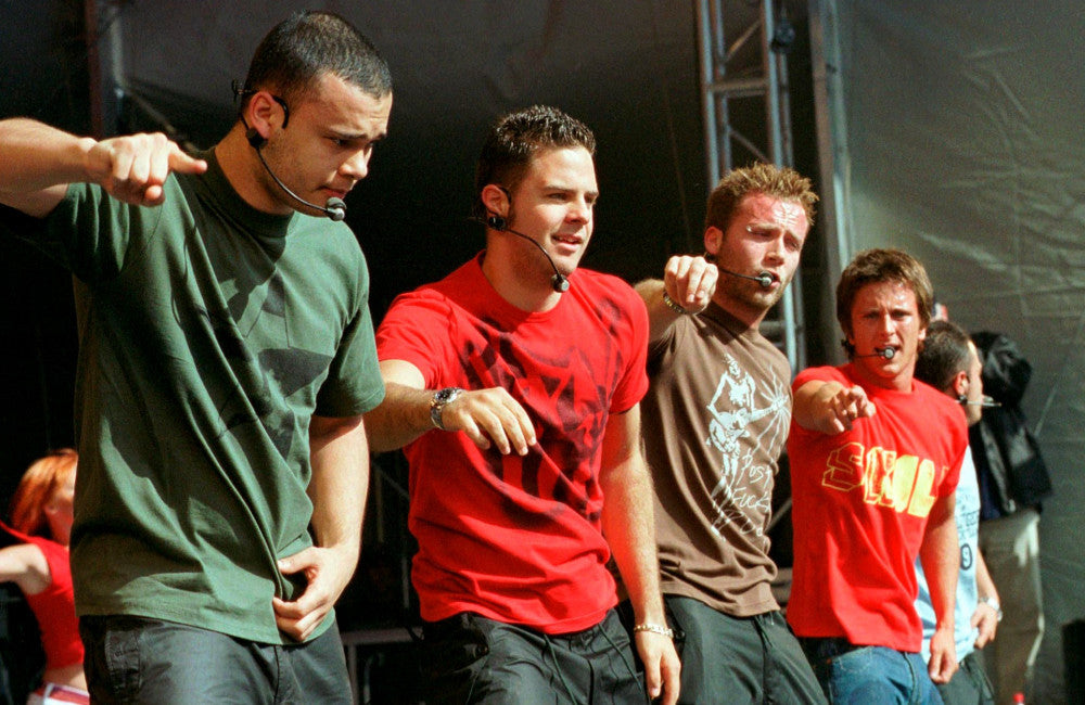 Five - Feel The Noise concert 2001 - FAMOUS