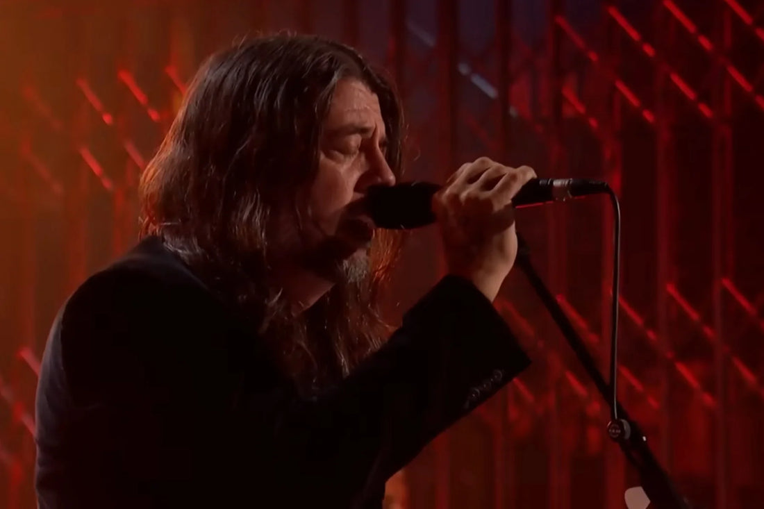 Foo Fighters Unveil 'Caught in the Echo' &amp; 'Child Actor' in Electrifying 'SNL UK' Performance