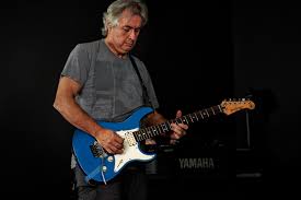 Radio' Single Debuts Live at Alan Parsons' Concert, Supporting Brain Tumour Research