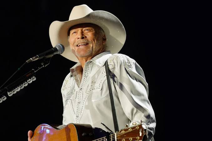 Alan Jackson’s ‘Finale’ Concert Was a Celebration of a Country Music Icon