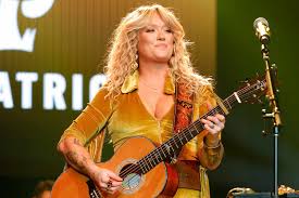 Meghan Patrick Cancels Tour to Focus on Pregnancy