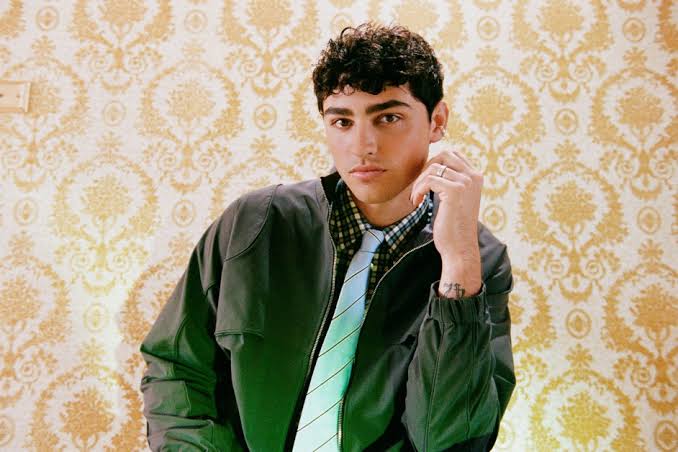 From Cricket to the Catwalk: Australian Pop Newcomer Oliver Cronin Has Created His Own Piece of ‘Paradise’