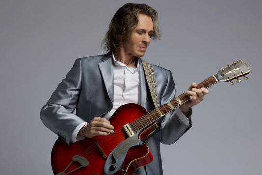"Rick Springfield Ponders the Lingering Impact of Brain Injury from 25 Years Past: A Reflection on the Resilience of a Rock Legend"