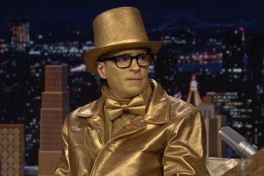 Weezer’s Rivers Cuomo Showed Up on Late Night TV Painted In Gold