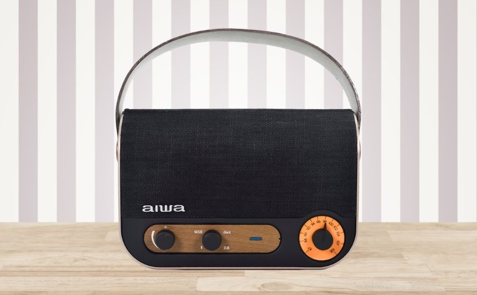 Aiwa - Vintage Style Portable Radio & Speaker (Fm/Usb/Aux/Bt)