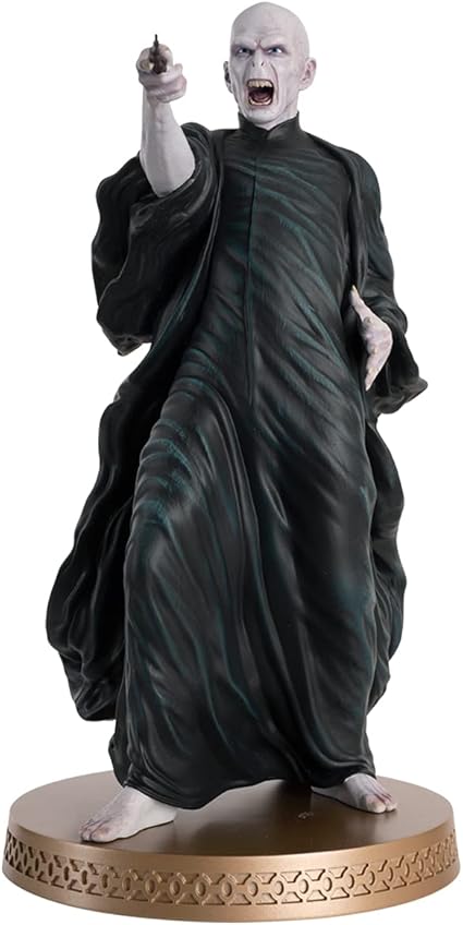 Harry Potter Voldemort Battle Pose Wizarding World Mega Figurine Collection
