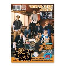 Istj (Photobook Ver.)